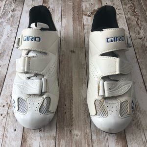 Cycling shoes